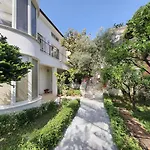 Villa Aphrodite Direct Access To Beach