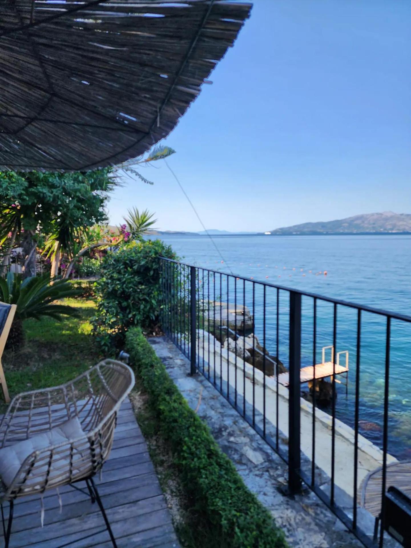 Aphrodite Direct Access To Beach Willa