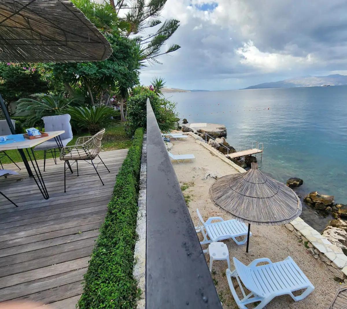 Aphrodite Direct Access To Beach Willa